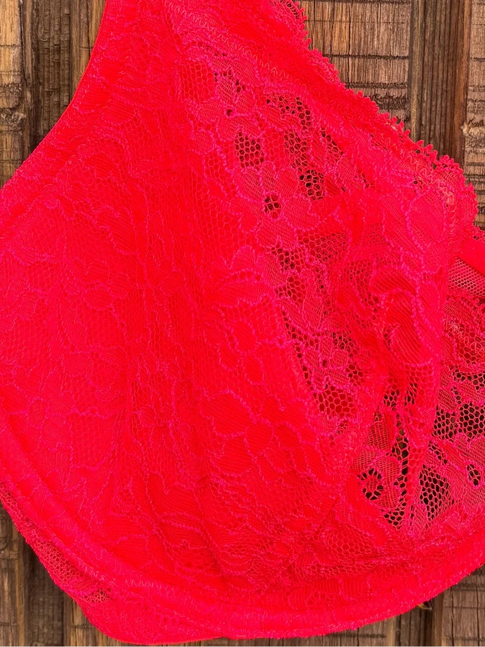 Victoria's Secret Bright Neon Red Very Sexy Unlined Plunge Lace Underwire Bra